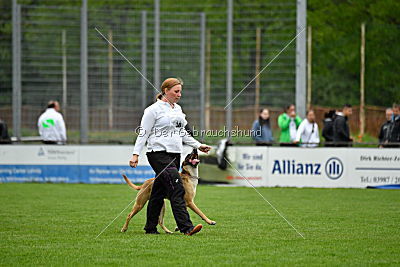 Nimm 2 von den kleinen Helden