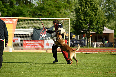 Ouzo von den brennenden Herzen